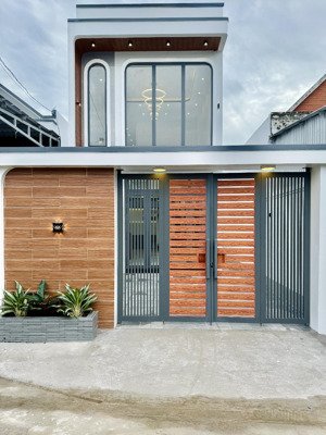 nhà thiết kế hiện đại full nội thất