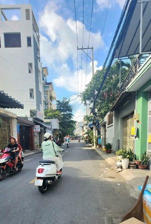 cho thuê nhà nguyên căn hẻm xe tải thông phường 6, gò vấp, diện tích: 5x15m, nhà trống 4pn 2wc