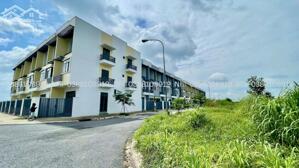 Nhà phố Phước Đông NewCity – Nhà phố công nghiệp, sống tiện nghi như đô thị