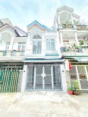 dt 52m2 - 2 tầng - 2pn 2wc - hẻm 6m thông tứ hướng - đào tông nguyên