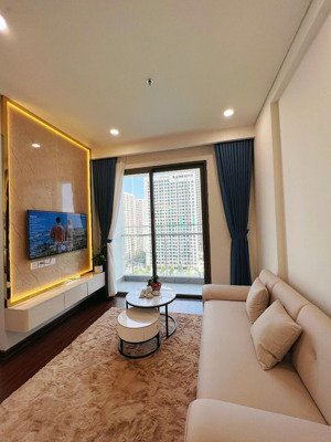 rẻ nhất thị trường! căn studio toà m3 tầng trung view đb 27m2, view đn vinuni - giá 2 tỷ 300 bp