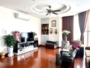 căn mới(18/7/2025) tôi cần bán gấp căn 65m tầng đẹp 2n2vs giá 4,8 tỷ liên hệ 