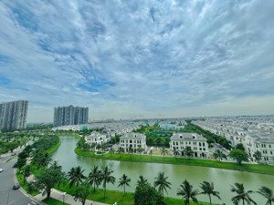 chính chủ bán căn 3pn góc masteri tòa h2 view hồ, 80m2 giá 6.75 tỷ , đủ đồ liên hệ: 