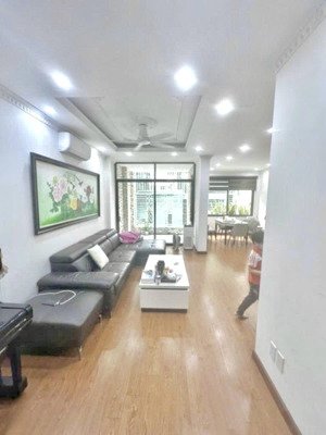 siêu vip phân lô trần quang diệu, 2 oto tránh, thang máy, kinh doanh văn phòng dt 60m2 giá : 29 tỷ