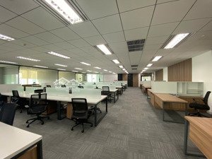 cho thuê văn phòng tại khúc thừa dụ, dịch vọng, cầu giấy, hà nội, 25 triệu, 120 m2. lh: 