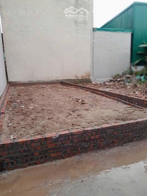 : hơn 2tỷ ( hoa hậu ) dt:48,5m : mt: 4,5m hậu 4,5m tại tam thuấn - phúc thọ - hn