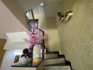 nhà 3.5 tấm quang trung p11 gara ô tô full nội thất đang cho thuê vp chỉ 7.2 tỷ