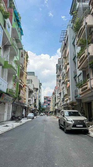 bán nhà phân lô phố nguyễn chánh, trần duy hưng, vị trí đắc địa dt: 66m², xây 6 tầng, thang máy