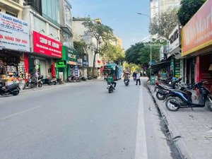 bán mặt phố núi trúc - vip ba đình - vỉa hè - kinh doanh bất chấp ngày đêm. 25m2 mt=4.1m nhà 4t