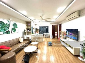 bán căn hộ 2 phòng ngủ, tầng trung đẹp - central field 219 trung kính - full nội thất