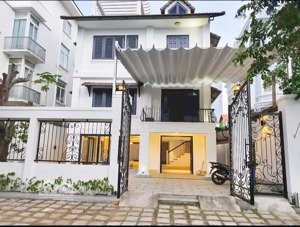 hiếm - cho thuê biệt thự cực đẹp trệt, 3 tầng kdc tấn trường quận 7