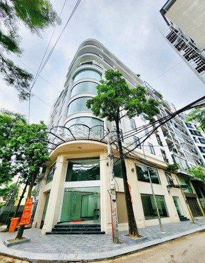 cho thuê sàn văn phòng tiêu chuẩn 5 sao, toà nhà 11 tầng, thông sàn, không cột, bảo vệ 24/7, pccc