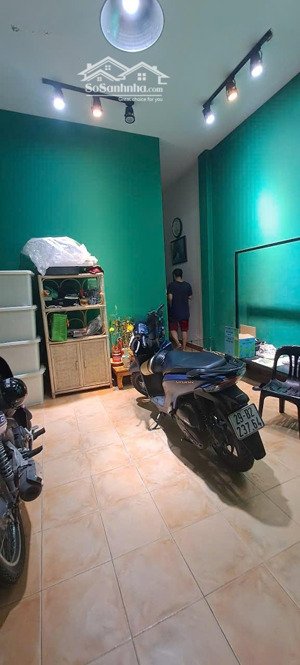 bán nhà pl khu hồng hà - vỉa hè - oto tránh - 55m2x5t, mt 4,5m - 18 tỷ