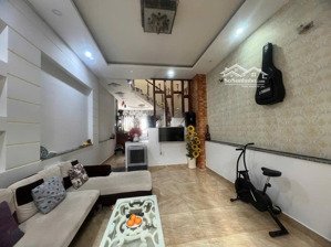 mặt tiền kinh doanh cực đỉnh, gần chợ hiệp bình, 3 tầng, 4,3x31m, chỉ 16,9 tỷ