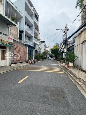 bán nhà hẻm 52 ntt, 16 tỷ, 145m2, bình thuận, quận 7.