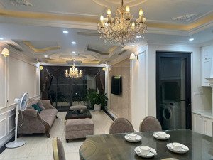 gấp gấp cho thuê mandarin garden hoàng minh giám 2 ngủ full 130m2 giá chỉ 23 triệu/tháng