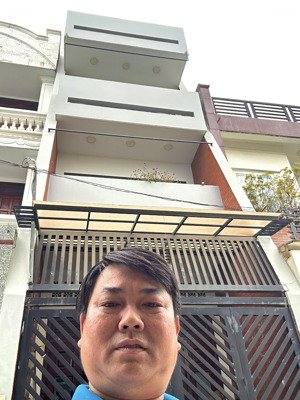 bán nhà phố 65m2, 4 tầng, hoàn công đủ, đường ô tô, gần vòng xoay phú hữu, cao tốc. giá 6.3tỷ.