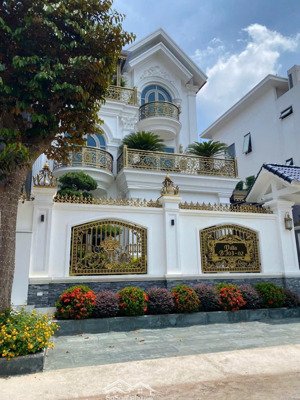 biệt thự phú lương view vườn hồng diện tích 240m2, 4 tầng, mặt tiền t12m, vị trí vip, giá đầu tư