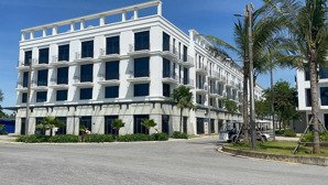 căn shophouse mặt tiền 11m view trực diện biển vlasta sầm sơn, sổ vĩnh viễn 