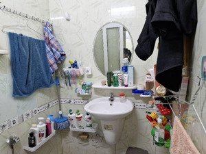 nhà 3 tầng - 84m2 - chỉ 7.5 tỷ