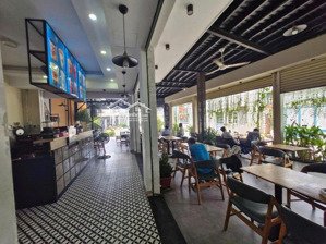 căn góc 2 mặt tiền đường gò cát phú hữu, q9 dt 180m giá 20 tỷ thu nhập 34tr/tháng