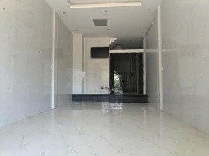 cho thuê nhà 2 tầng mặt tiền đào duy anh gần chợ phú bình dân cư đông đúc