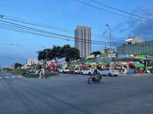 bán lô đất mặt tiền 21m nguyễn huy chương thông biển. vị trí đẹp sát biển