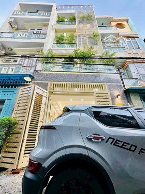 nhà nguyễn khắc nhu-p.cô giang -quận 1 đang cho thuê 30triệu.giá 4tỳ280/86.8m2 gần đại học văn lang