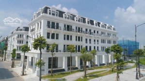 cần bán căn biệt thự liền kề góc view hồ yên sở | 193.6m² | giá 68 tỷ