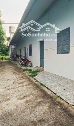 cần bán dãy trọ ngay chợ búng đang có thu nhập 10tr/th - 125m2 chỉ 1ty95, đang cho thuê full, shr