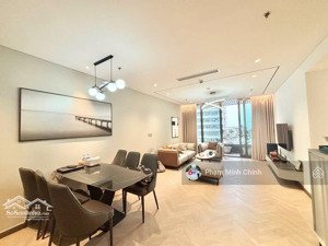 chính chủ bán căn hộ 3 phòng ngủ chung cư n07 căn góc thoáng mát. lh 