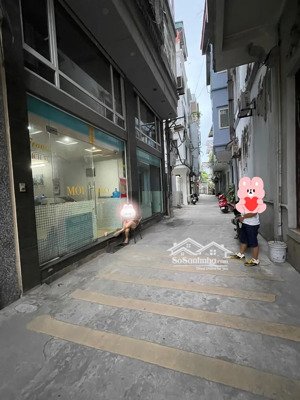 bán nhà ngọc lâm 40m2 x 5 tầng, ngõ thông rộng oto vào nhà, giá chỉ nhỉnh 7 tỷ