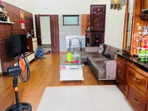 bán gấp nhà toà cta1 chung cư xala, tầng thấp, dt 82m2 giá nhỉnh 2 tỷ
