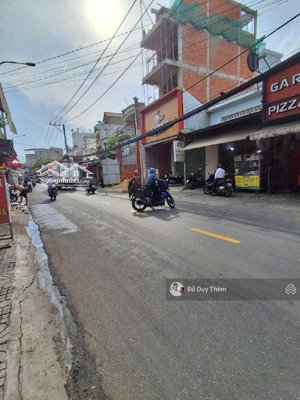 bán nhà mặt tiền đường đông bắc, gần 1000m2, ngang 20m, giá hơn 50tỷ