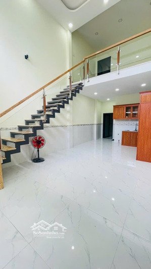 chỉ 4.05 tỷ - nhà mới 2 tầng - 56m2 - đường nhựa 8m - ngay đông tăng long, p. long trường, quận 9