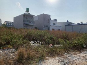 sang nhượng nhanh lô đất đ. ql phụng hiệp, tân thành, tp cà mau. 120m2. có shr sang tên ngay