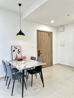 căn góc view 2 mặt tiền - 180 độ - 2pn - full nội thất