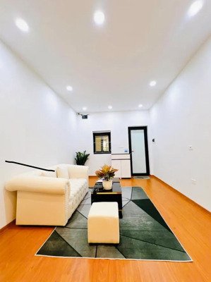 bán căn hộ tập thể phố thái thịnh - trung tâm quận đống đa - diện tích 60m2 - căn góc thoáng sáng