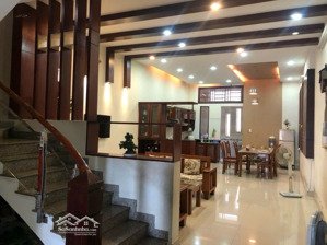 siêu phẩm nhà phố 5 tầng đường 2/9 gần cầu rồng view đẹp khu vực tập trung ngân hàng, văn phòng