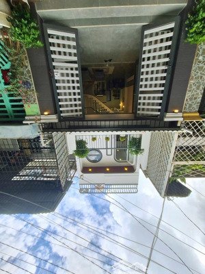 nhà trệt lầu 60m2 4tỷ3 đường tl13 thạnh lộc q.12
