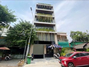 tòa nhà mt lê đình thám, tân phú. dt: 8x22.5 (cn180m2) hầm + 7 tầng, hđ thuê 100tr/th bán 32 tỷ tl