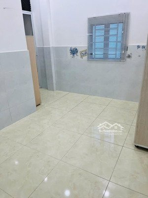 bán nhà hẻm 1014 cmt8, 3x12m (nh 5.7m), 1 lầu đúc, 3pn, giá 4.8 tỷ tl
