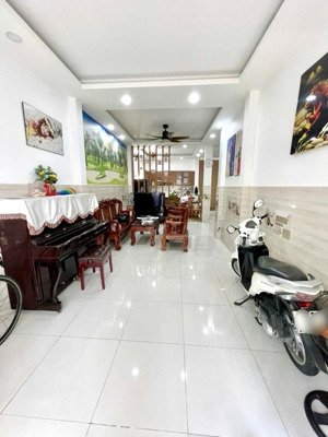 tân sơn nhì, cạnh tân bình - nhà ở ngay 3pn - 75m2 - chỉ 6.65 tỷ