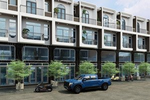 chỉ 4,55 tỷ nhà 5 tầng mới cứng trung tâm tp. thủ đức sổ riêng đường xe tải 8m