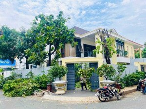 bán biệt thự siêu hiếm 2 mặt tiền đường 39, thảo điền, thủ đức
