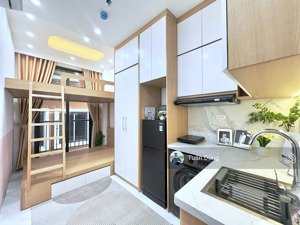 tòa chdv hoàng hoa thám ba đình, 70m2, 13 phòng sẵn đồ, dòng tiền 70 triệu/tháng, ngõ thông rộng