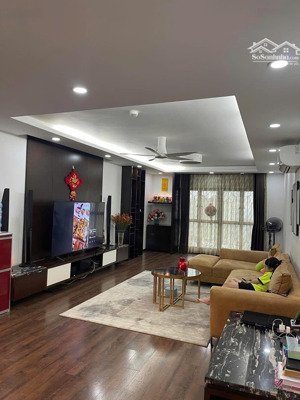 em chính chủ bán căn 3 ngủ - 120m2. giá 7 tỷ, sẵn sổ tại c37. lh0968501239