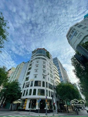 bán tòa nhà mặt tiền đường hoàng sa. dt 2880m2 (80x36m), 8 tầng, tn 1,8 tỷ. giá 618 tỷ - tin thật