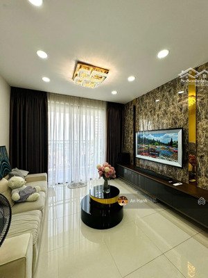xoay vòng vốn bán gấp căn hộ the tresor, bến vân đồn ,quận 4, 68 m2, 2pn-2wc, 2,23 tỷ