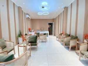 bán nhà mặt tiền đường âu cơ đối diện chung cư oriental tân bình